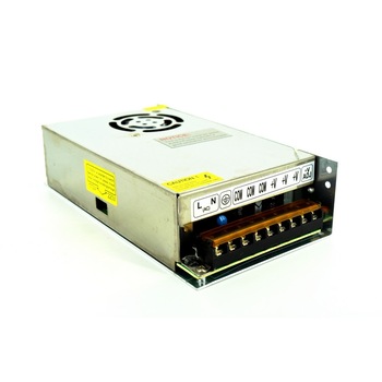 Invertor iMK® 220v-12v 20A cu ventilator Invertor iMK® 220v-12v 20A cu ventilator