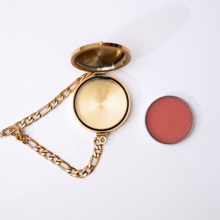 Bratara cu luciu de buze - aurie