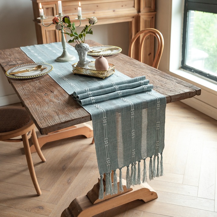 Fata de masa, traversa, 220x33 cm, din bumbac, blue, fire de Iuta naturala, cu ciucuri lucrati manual