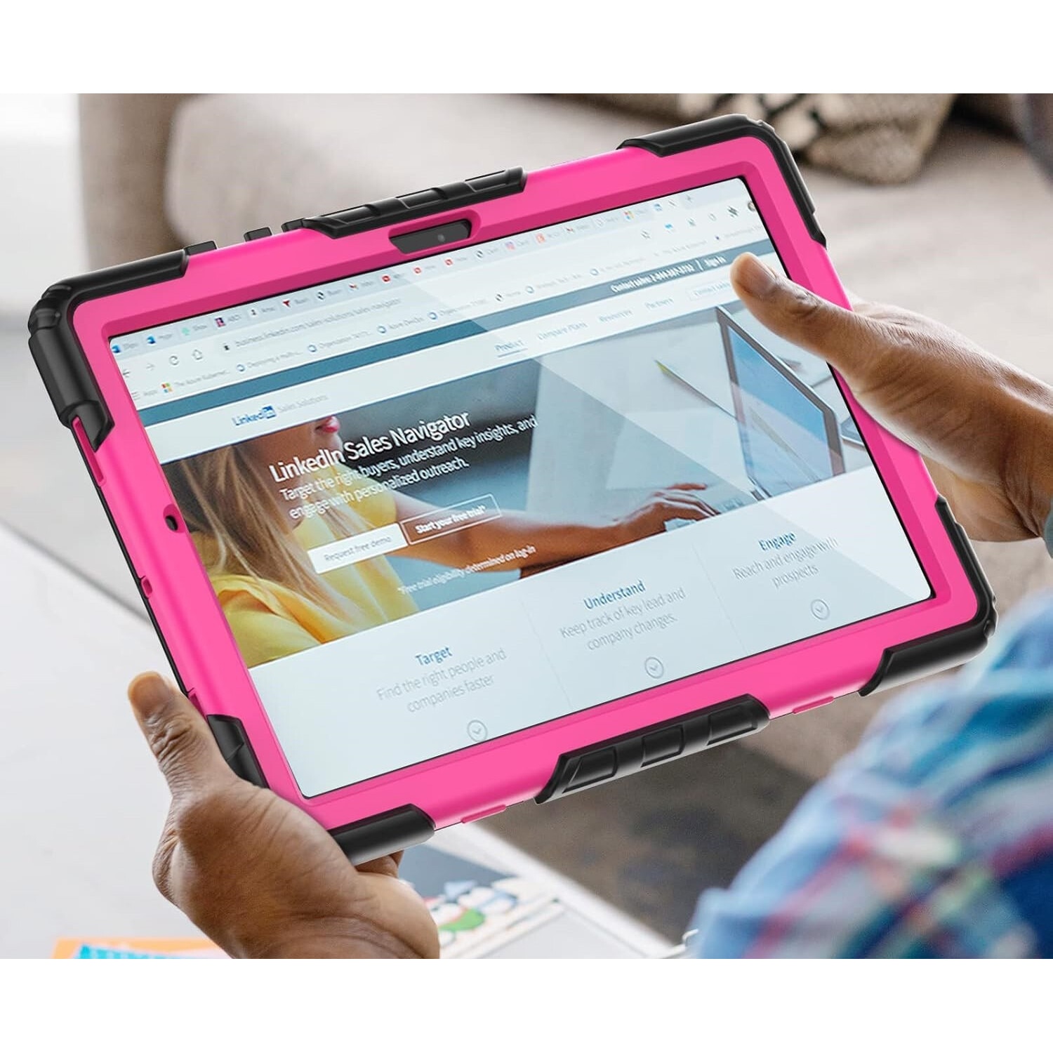 Husa tableta, Samsung Galaxy Tab A8, 10.5", roz, cu suport si curea ajustabila