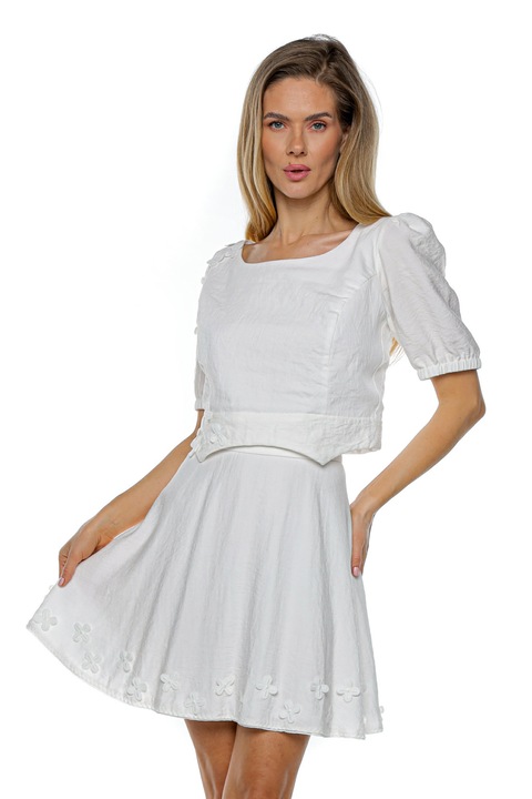 Top cu maneci si flori aplicate, Muse Mark, In, Alb