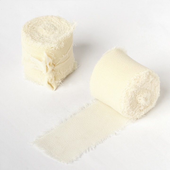 Panglica matase Mariart, culoare Ivory, din chiffon, poliester, margini franjurate, 4cm x 5m, pentru invitatii nunta, botez, aranjamente florale, impachetare cadouri, buchete mireasa, artizanat, DIY
