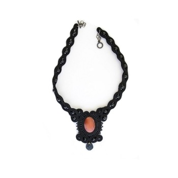 Colier soutache cu piatra portocalie, Eurozone, Negru Colier soutache cu piatra portocalie, Eurozone, Negru
