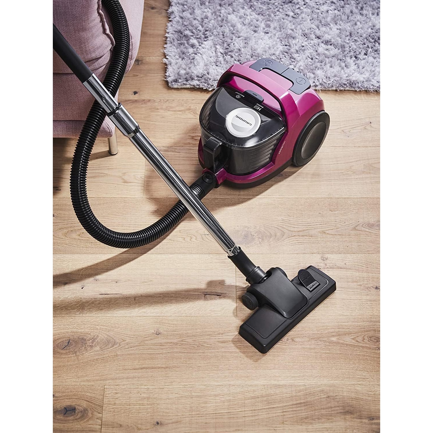 Aspirator fara sac Grundig VCC3870A, 800 W, 1.8 L, filtru HEPA, tehnologie DustSeal, Visiniu/Negru