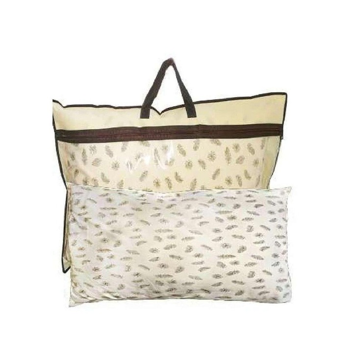 Perna Din Pene de Gasca 70×70 cm. Bej