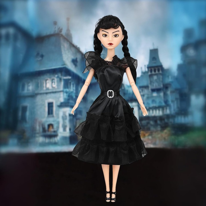 Papusa Wednesday Addams, 30 cm, Editie de Colectie Inspirata din The Addams Family, Rochie Eleganta de Bal
