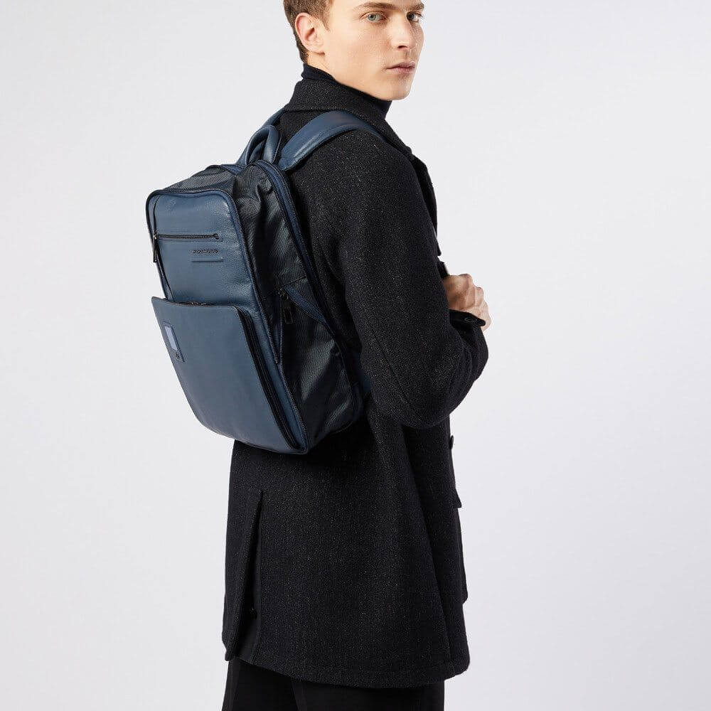 Rucsac extensibil PIQUADRO din piele naturala, port laptop 14” CA5102AO