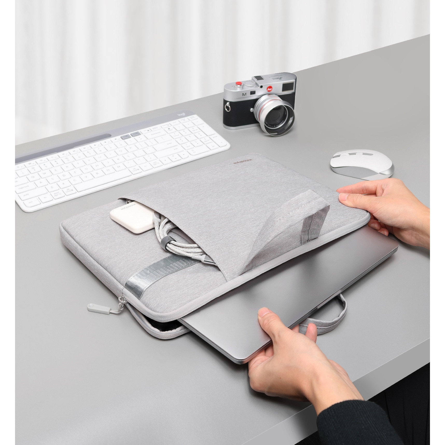 Geanta laptop impermeabila Innostyle DailyFlow 16", gri, design ergonomic, ultralight 290g