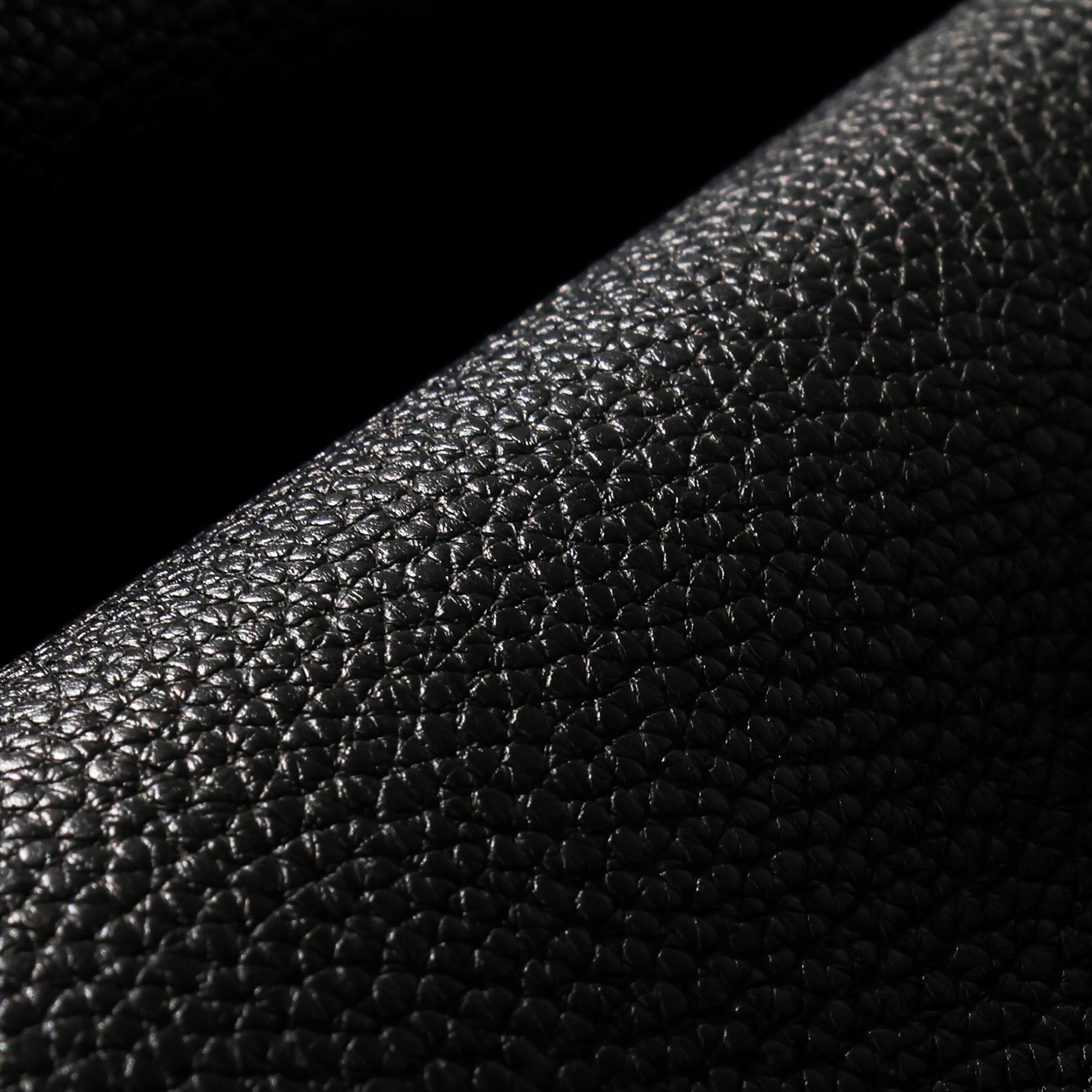 Geanta laptop impermeabila LuxLeather, 14", neagra, design ergonomic, ultra-usoara 220g