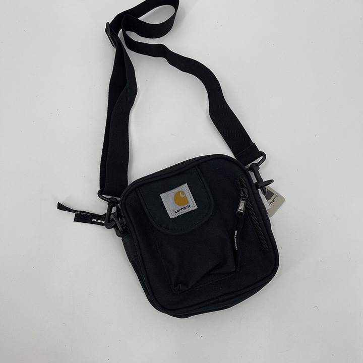 Válltáska, vízálló, 17x17x7cm, fekete, 2 fő zsebbel