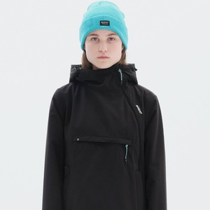 Jachete si geci sport dama