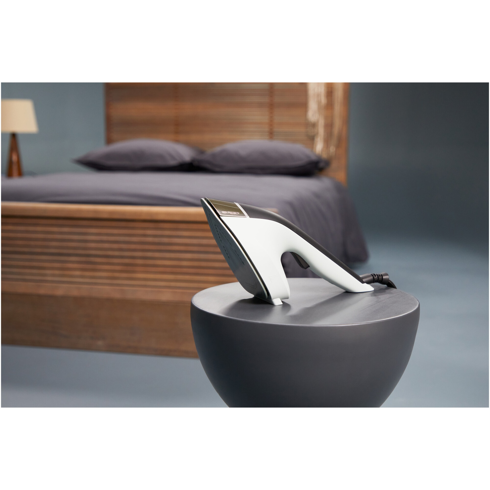 Aparat de calcat vertical cu abur 2 in 1 Tefal Duo Power JF4031E0, 1700W, jet abur 180 g/min, abur variabil 0 - 25 g/min, rezervor apa 400 ml, talpa ceramica, oprire automata, incalzire rapida in 30s, verde & negru