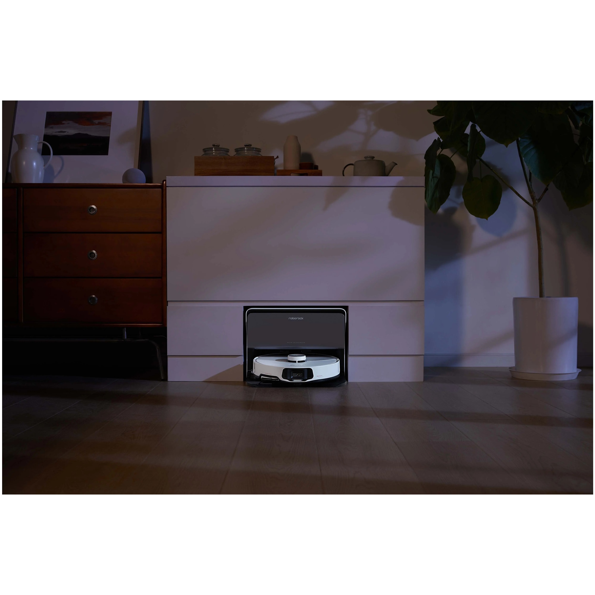 Robot de curatat Roborock S8 MaxV Functie ultra mopping Statie de curatare Cartografiere camera 67dB