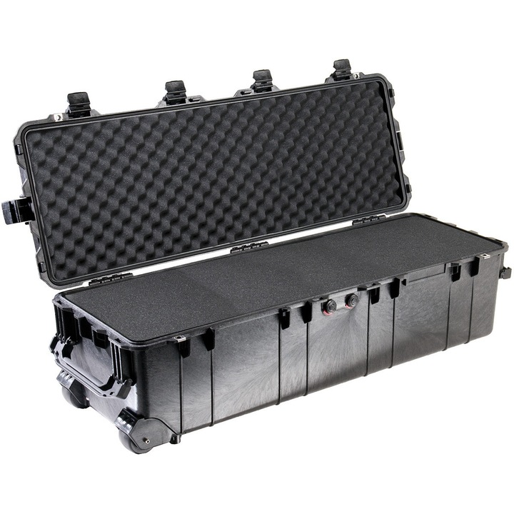 Дълга кутия Peli™ 1740, черна, с гъба Pick'n'Pluck™, товароносимост 121,1 кг, IP66 сертифициран