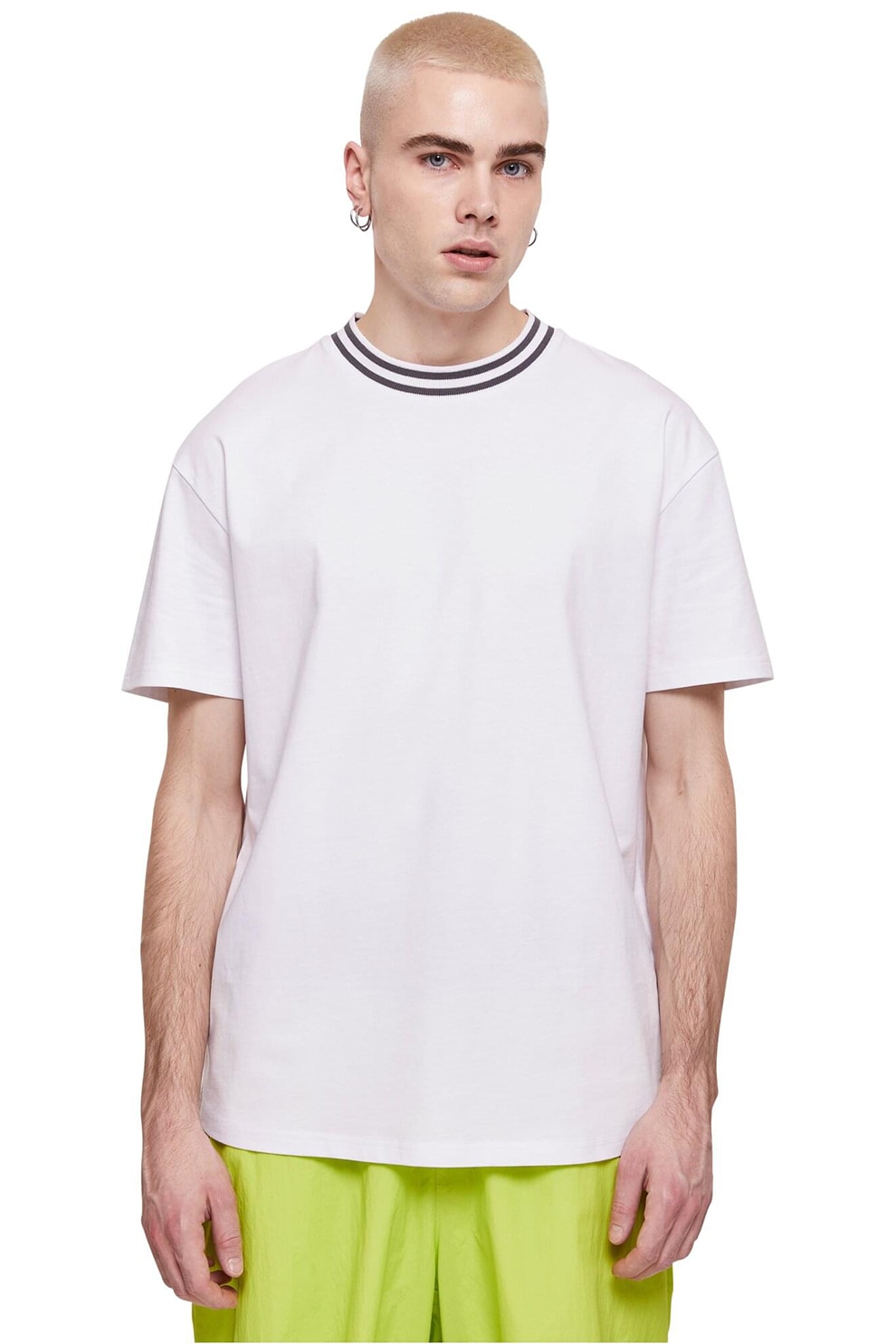 Urban Classics, Tricou din bumbac cu decolteu la baza gatului, Alb, Negru stins, XL