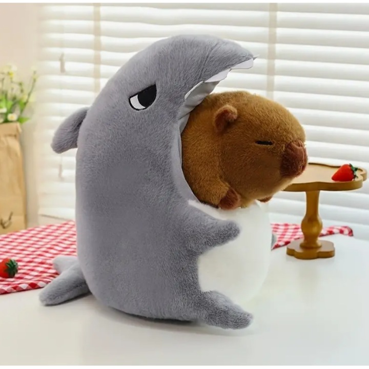 Jucarie de plus capibara cu rechin VICTINY ® maro/ gri 30 cm