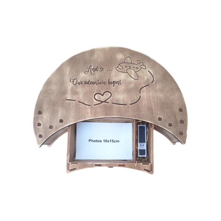 Cutie din lemn pentru fotografii si stick usb, luna, maro vintage, 37x25x7CM