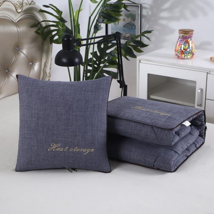 Perna / pilota multifunctionala 2 in 1, dimensiuni restransa 40 x 40 x 10 cm sau extinsa 110 x 150 cm, din poliester, inchidere cu fermoar, albastru