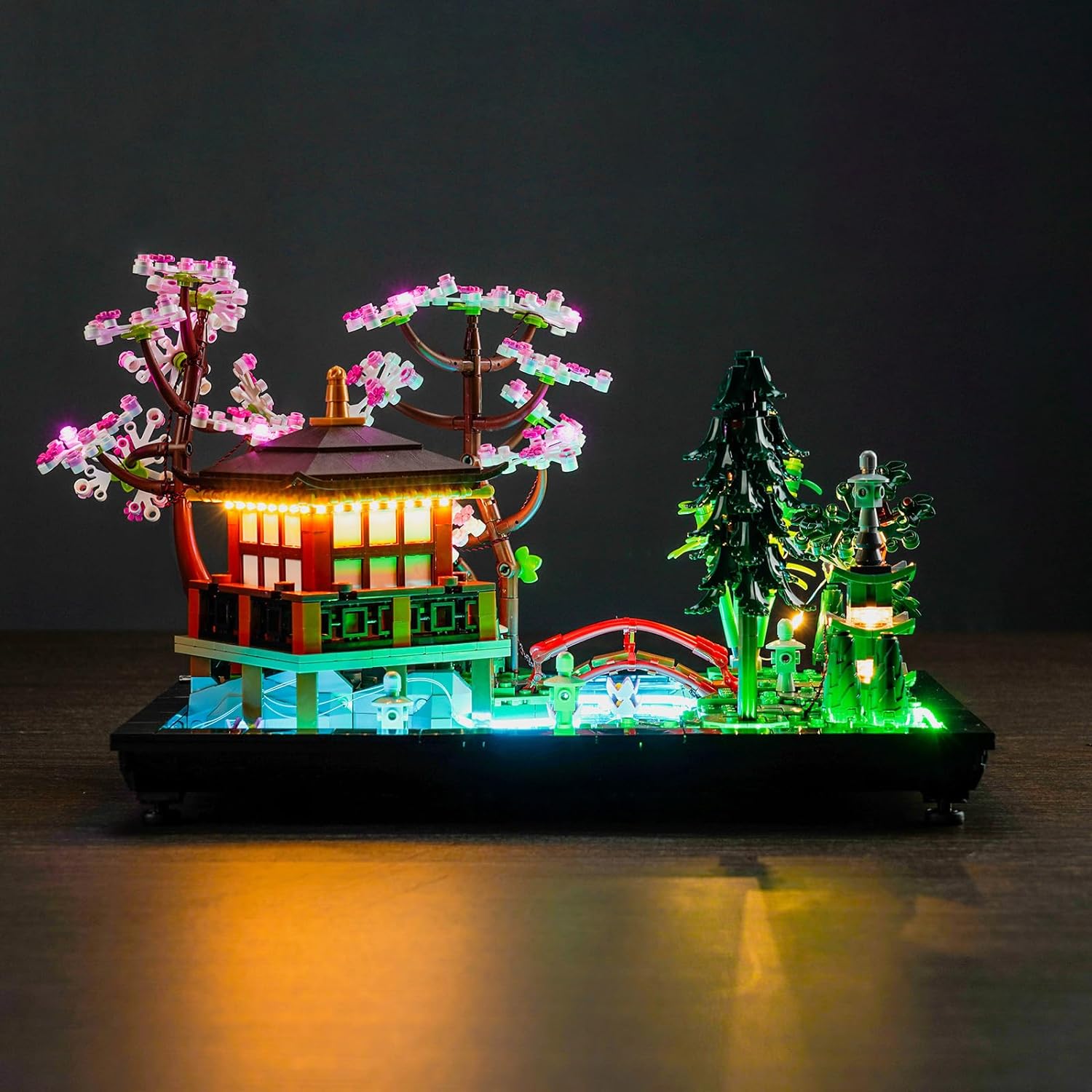 Lumina LED compatibila cu set de constructii Lego Tranquil Garden