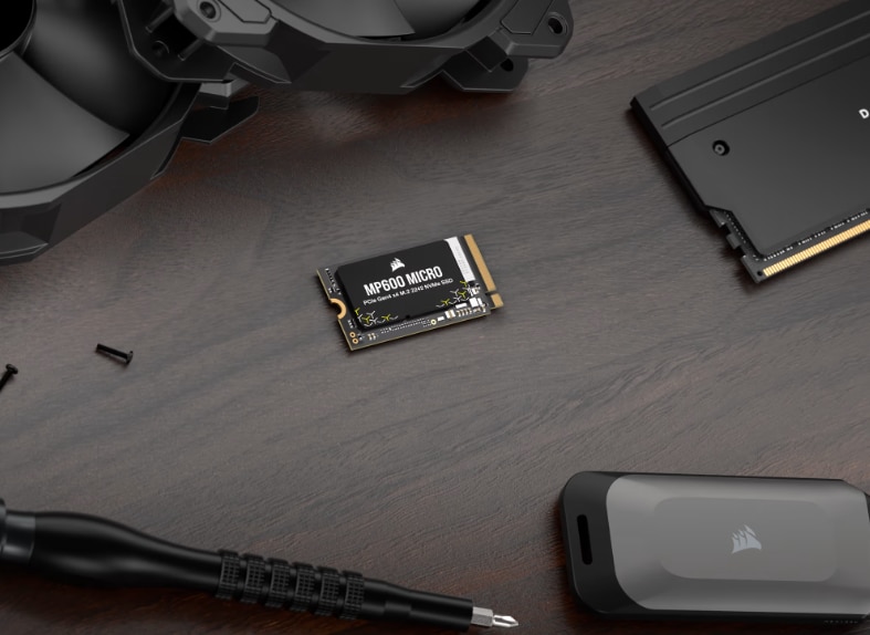 SSD Corsair MP600 MICRO, 1TB, PCIe x4, NVMe M.2 2242 - eMAG.ro