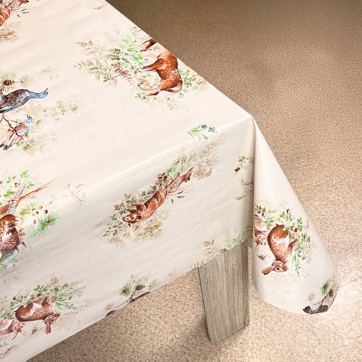 Fata de masa tip musama, neteda, 140 x 40 cm, DecoMeister®, Model Animale de padure, CA238-140-0040S