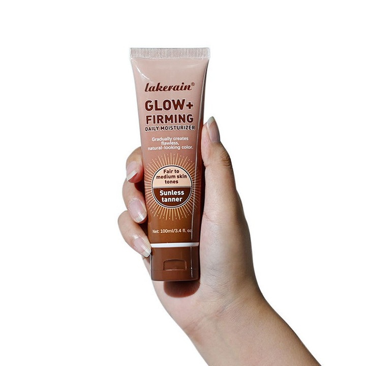 Arckrém, önbarnító hatással, természetes és egyenletes bronzot, intenzív hidratálást, fényességet és puhaságot biztosít minden bőrtípusra, 100ml*3