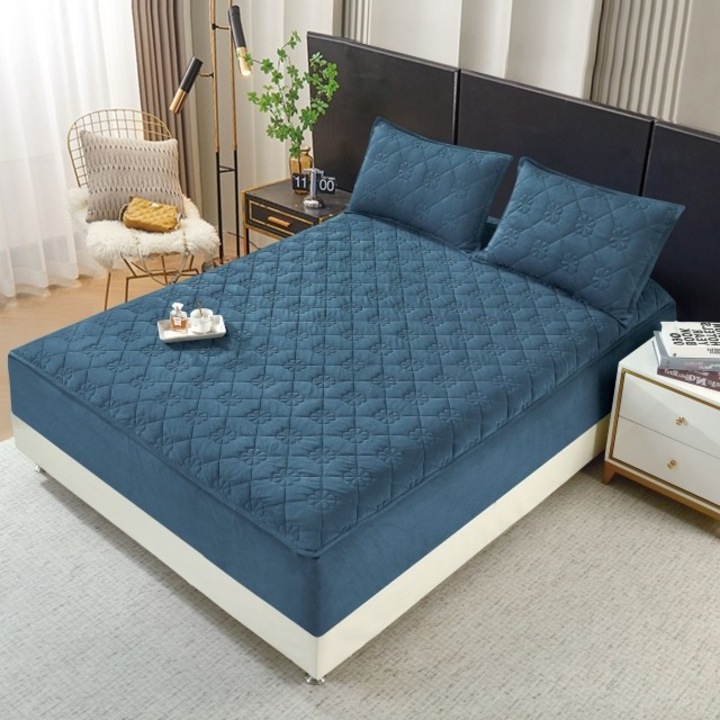 Husa de pat si 2 fete de perna, Topper Matlasat, Catifea, 160x200cm, Bleumarin