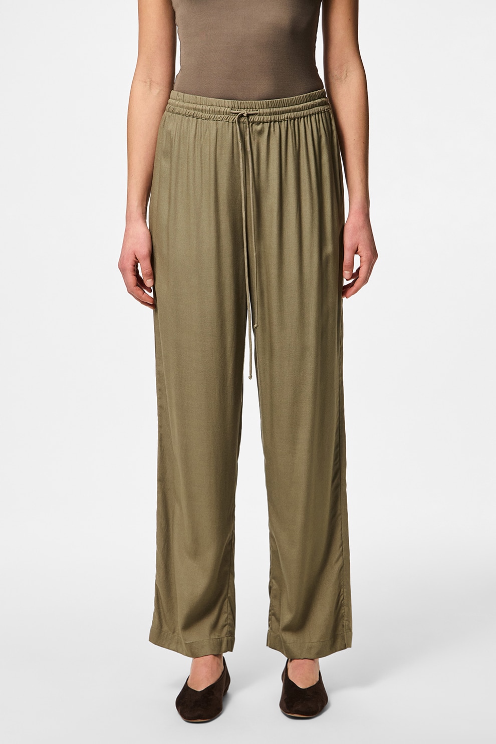 Pieces, Pantaloni evazati cu cordon in talie, Verde masliniu, S