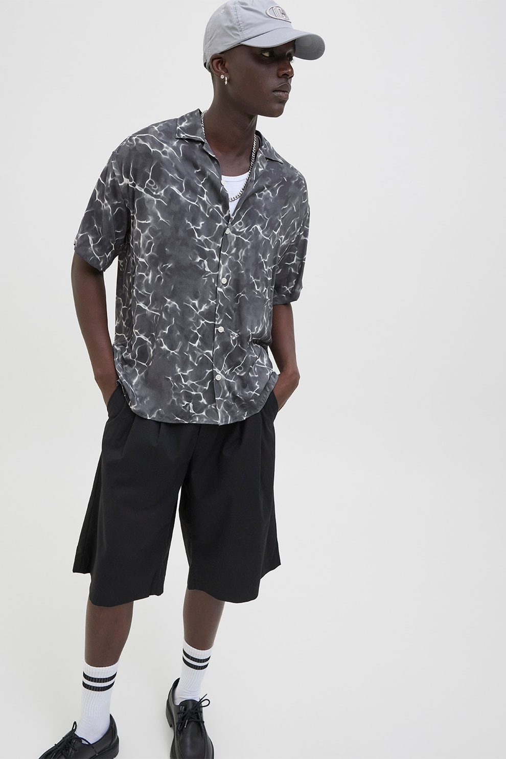 Jack & Jones, Camasa cu maneci scurte si model, Negru, Alb optic, XL