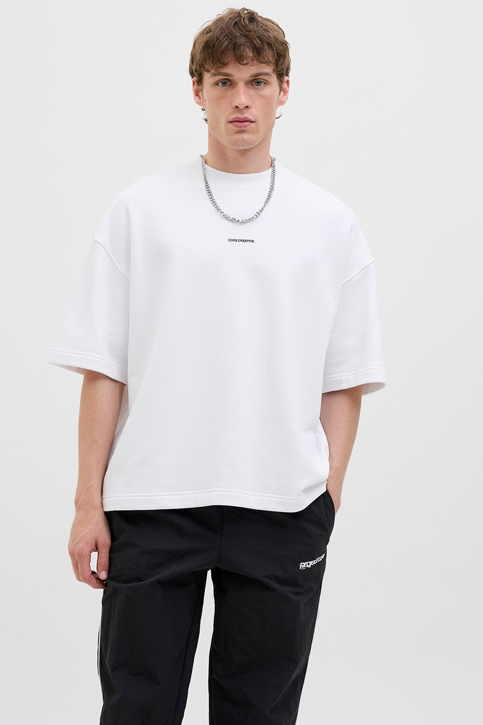 Jack & Jones, Tricou cu decolteu la baza gatului si imprimeu text, Negru, Alb murdar, XL