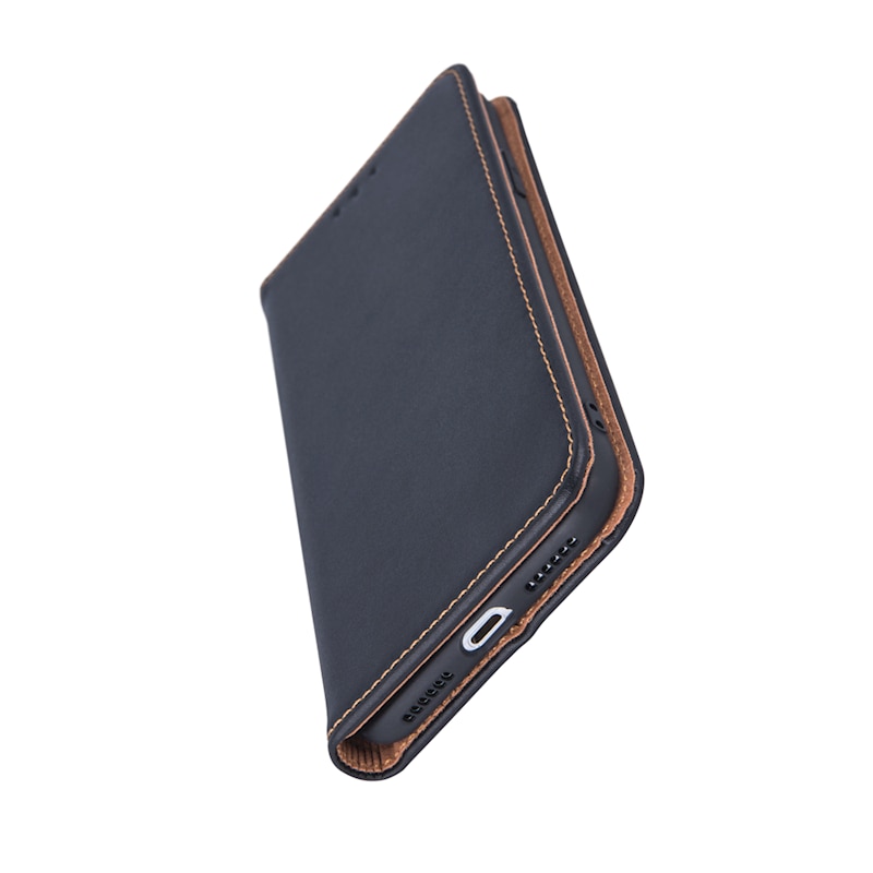 Husa pentru Apple iPhone 17, Genuine Leather Smart Pro, AntiShock, Inchidere Magnetica, Portofel carduri, Functie suport, Neagra