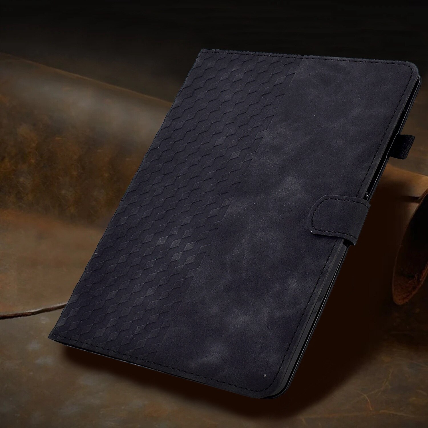 Husa tableta pentru Amazon Kindle PaperWhite a 12-a generatie 2024, piele gravata cu romburi, tip smart case, cu functie de auto-sleep/wake, negru