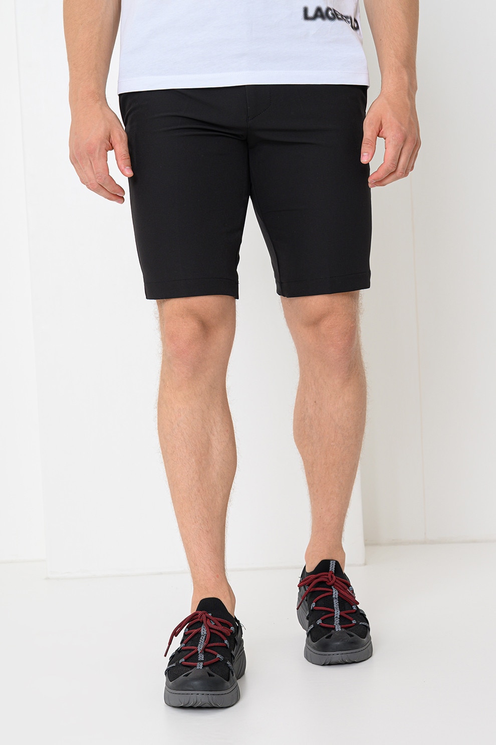 BOSS, Pantaloni scurti slim fit cu buzunare oblice, Negru, 48