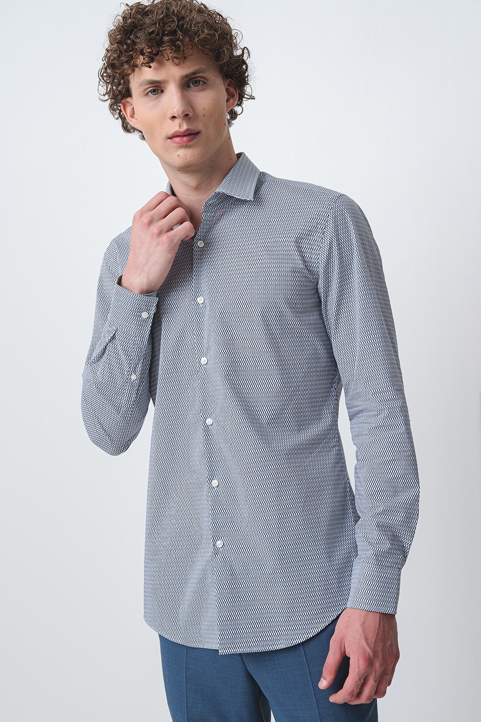 HUGO, Camasa cu model si maneci lungi Keno, Alb, Negru, Albastru, 40