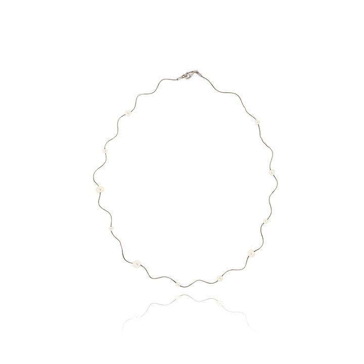 Colier din aur alb de 18 karate cu perle