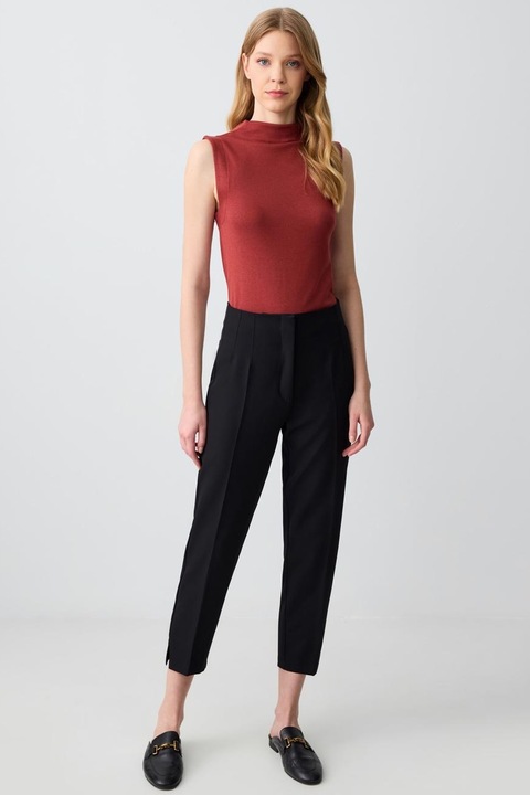 JIMMY KEY, Pantaloni crop cu pliuri si slituri laterale, Negru