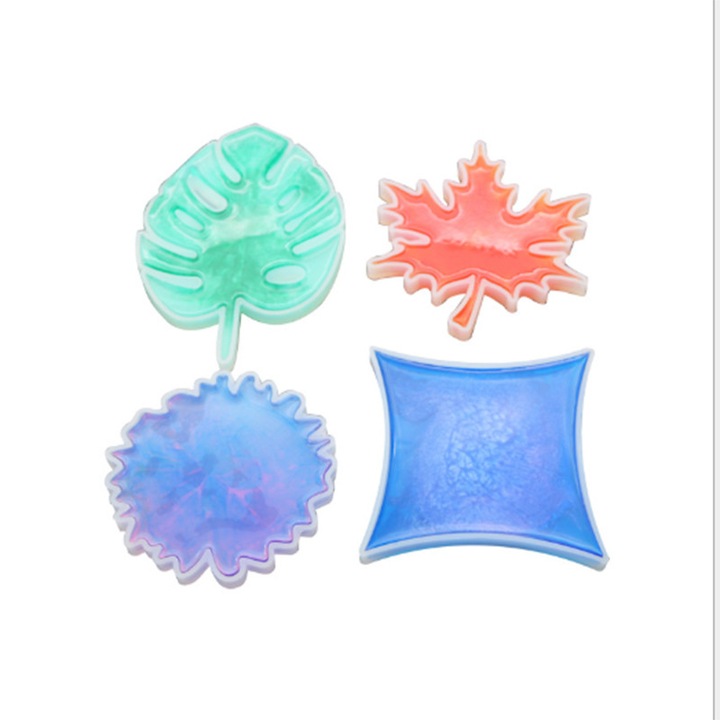 Set 4 forme silicon pentru suport pahare, frunza de artar, transparent, 10x10cm