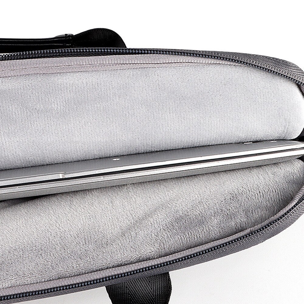 Geanta laptop 13.3 inch, velur, captuseala moale, curea umar reglabila, negru