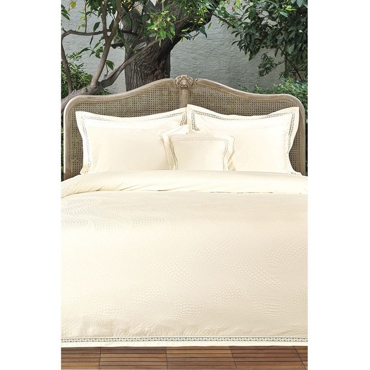 Valeron prémium dupla ágyneműgarnitúra, Alessa, 7 darabos, 200x220 cm, 100% egyiptomi pamut anyag, 310 TC sűrűség, egyszínű minta, krémszínű