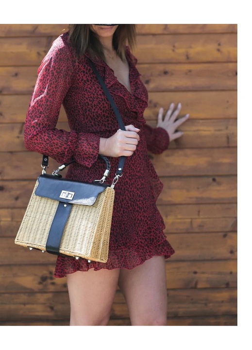 Rattan táska, Zoja modell, barna színű, méretei 23x27x11cm