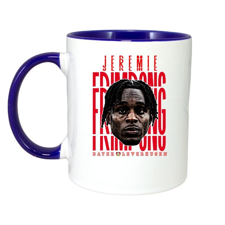 Cana cu fotbalistul Jeremie Agyekum Frimpong-Bayer 04 Leverkusen, Cri-Flo, Ceramica, 330ml. Maner si interior Albastru