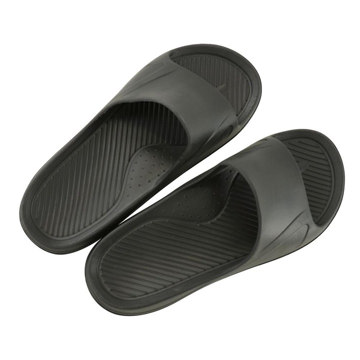 Papuci de casa, Negru