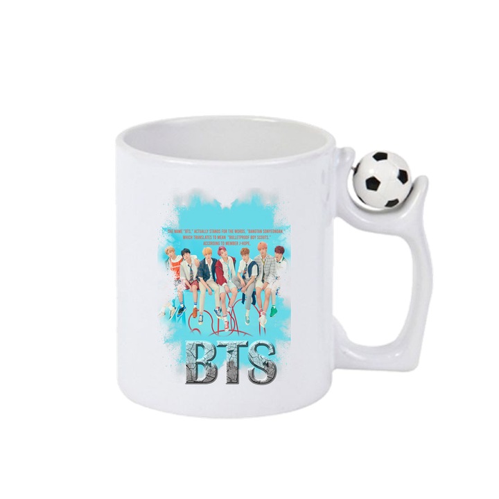 Cana cu formatia/trupa BTS 3, Cri-Flo, Ceramica, 330ml, Minge rotativa antistres, Maner si interior Alb-Negru