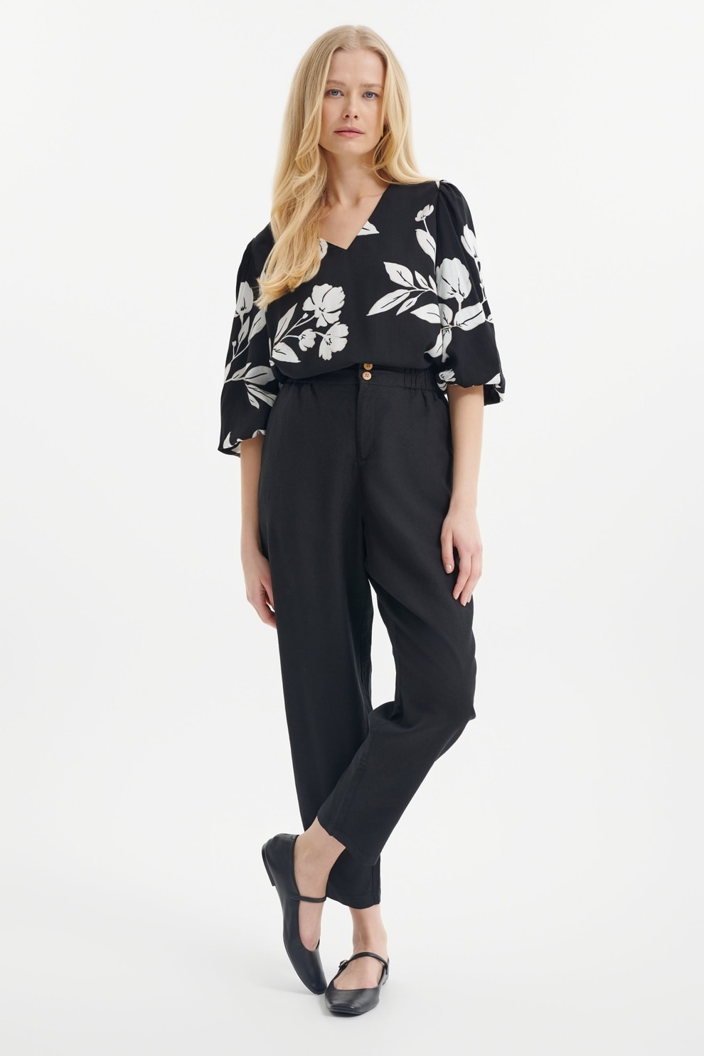 GreenPoint, Pantaloni crop din amestec de in cu pliuri, Negru, 40