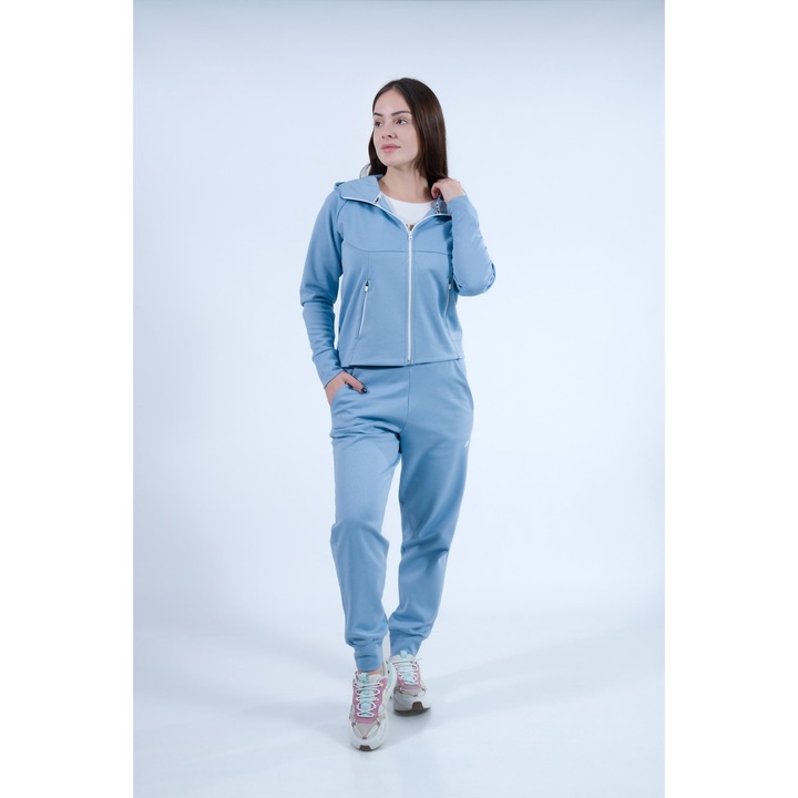 Echipe feminine, Albastru deschis