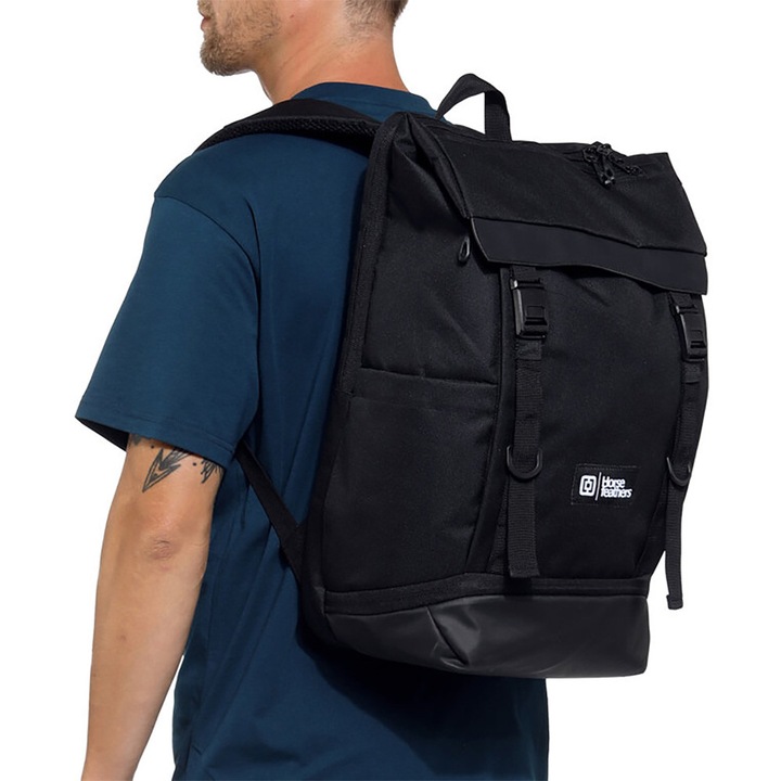 Horsefeathers, rucsac din poliester Shift AM247A cu buzunar pentru laptop pana la 16", buzunar pentru incaltaminte cu fermoar, clapa cu inchidere magnetica, curea piept, negru, 28 L, 50 x 33 x 20 cm