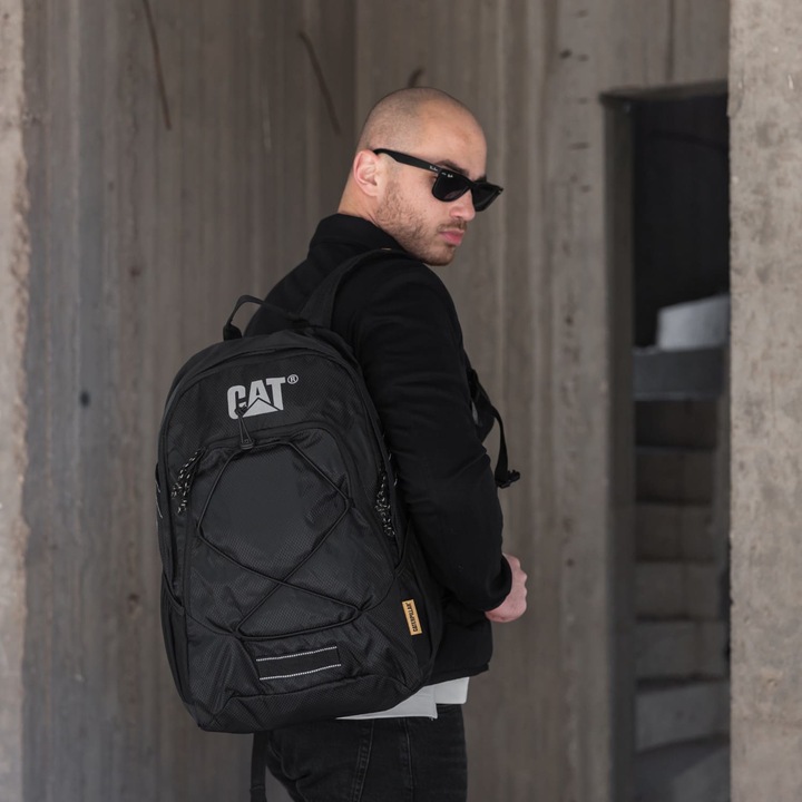 Hátizsák Caterpillar 29L, 32x46,5x30cm, Diamond Ripstop poliészter anyag, fekete színű
