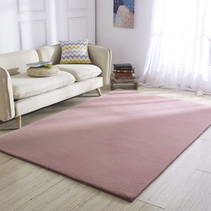 Promerco® puha, szőrös szőnyeg, finom rózsaszín árnyalatban, nagyméretű, 160x230 cm-es méretben, ideális hálószobába vagy nappaliba, hosszú szálakkal és pamut hátlappal, tökéletes a kényelem és a stílus bármilyen belső térbe való beviteléhez.