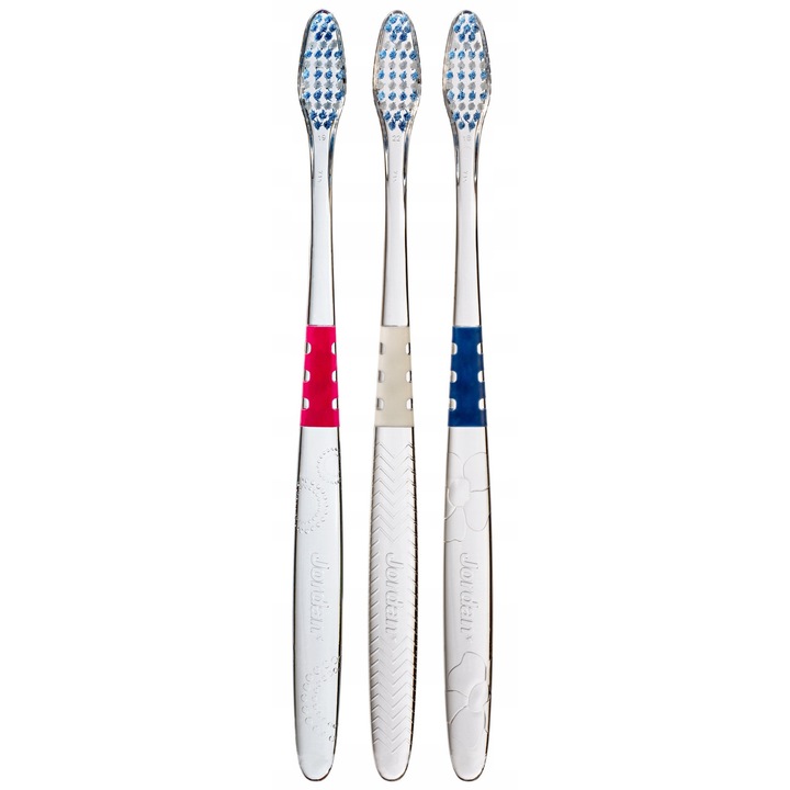 JORDAN Target fehér fogkefe, puha, kevert színek, 1 darab