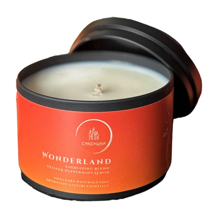 Ароматерапевтична свещ Wonderland, 230 г, 100% натурален соев восък, етерични масла, аромат – Candaluna Aromatherapy